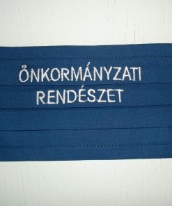 1 db királykék, pamut (fehér) ÖNKORMÁNYZATI RENDÉSZET   Hímzéssel készült maszk