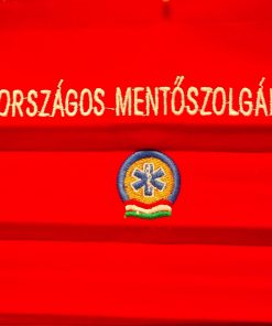 Alternative view of 1 db piros, pamut, (fehér) ORSZÁGOS MENTŐSZOLGÁLAT szöveggel+ logo hímzett maszk