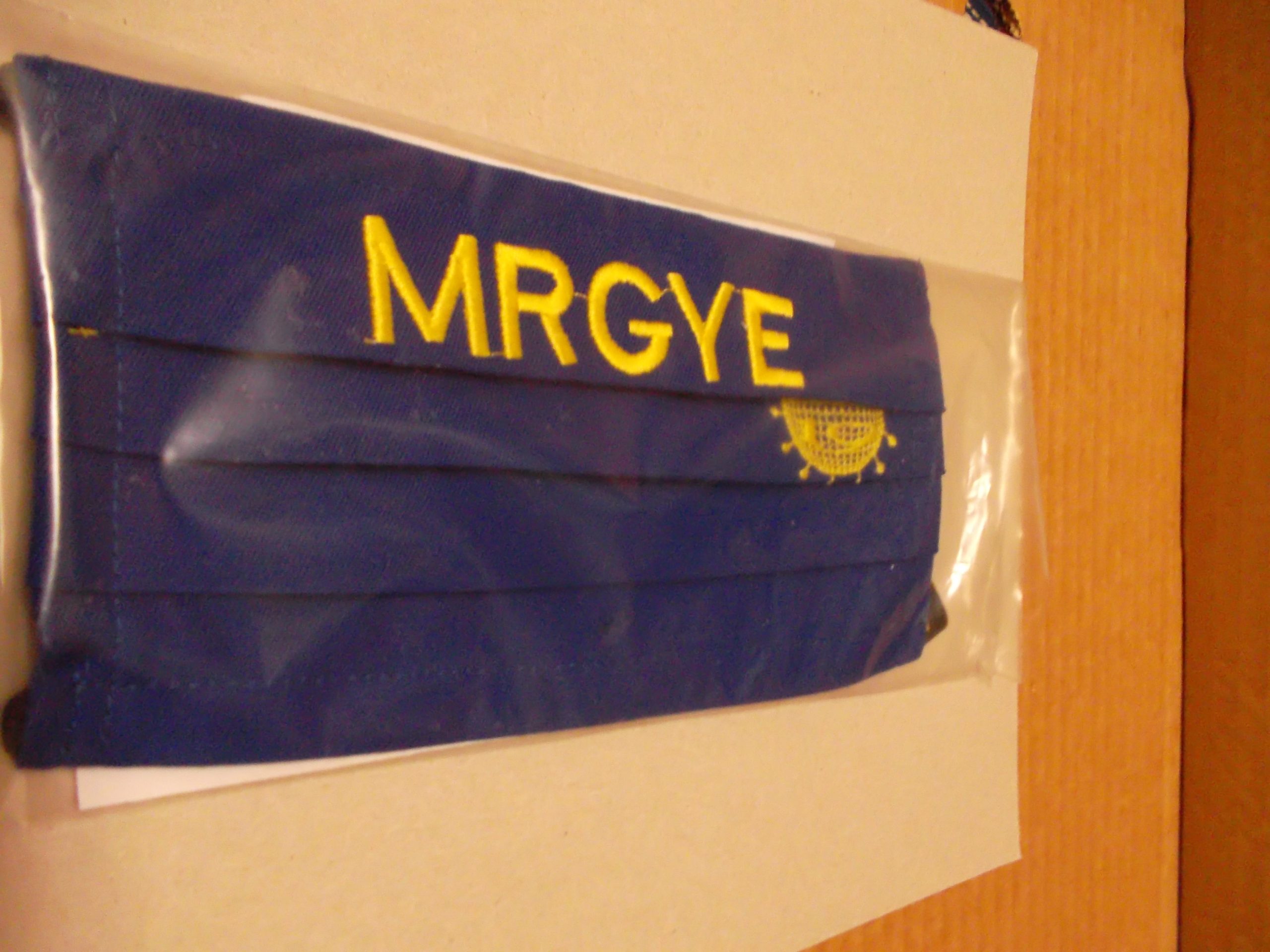 1 darab Pamut, MRGYE hímzésű, sárga arcmaszk - Image 2