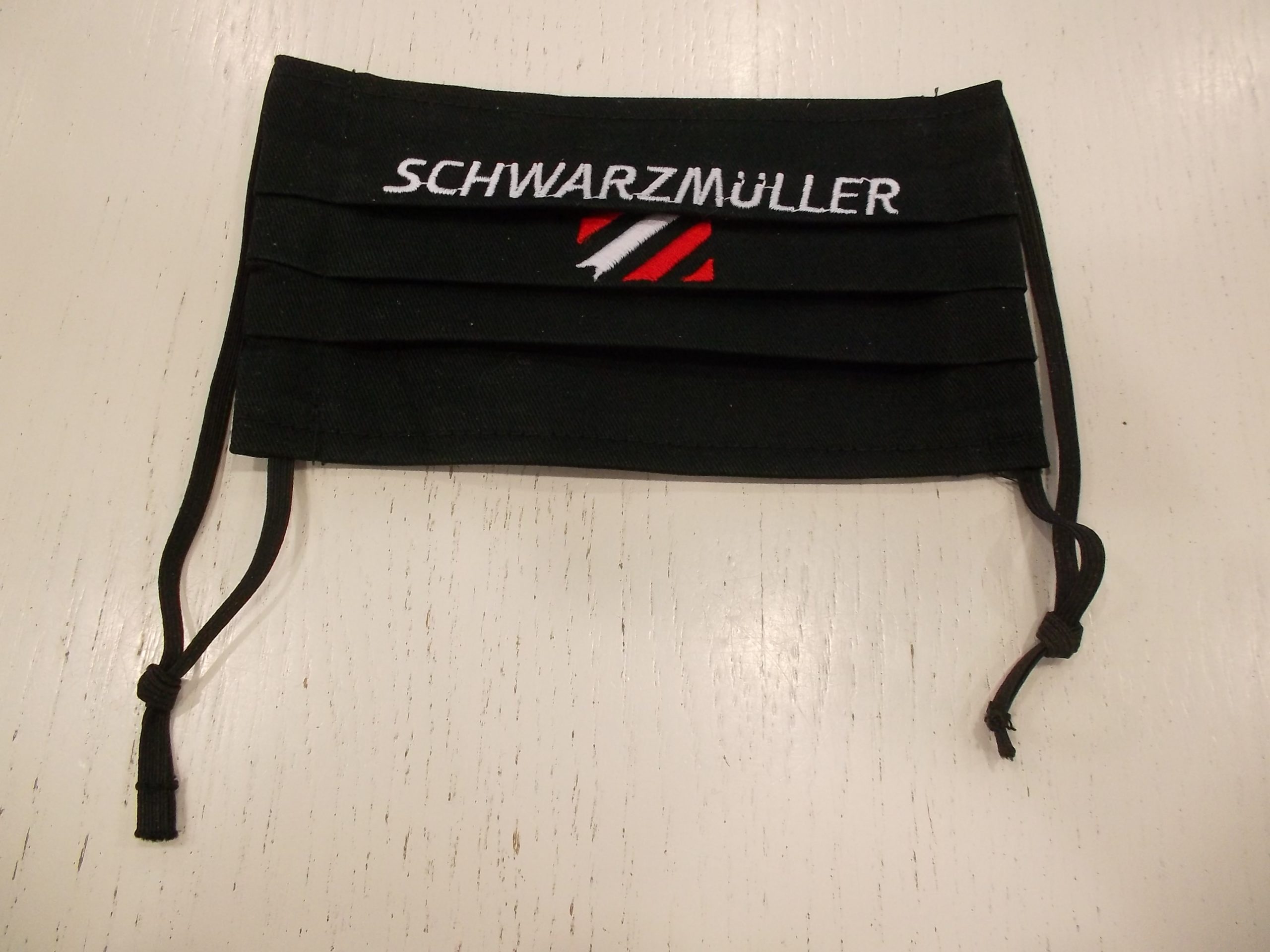 1 db SCHWARZMÜLLER mintájú, piros, pamut arcmaszk - Image 4